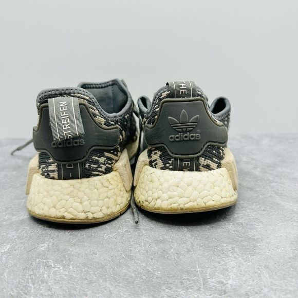 Adidas Foot Locker x NMD_R1 'Grey Four' Sneakers Size 6.5 - Picture 4 of 11